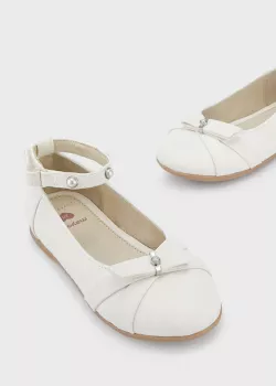 Fehér MAYORAL kislány cipö  