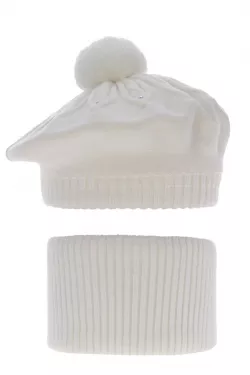 Kislány téli sapka  és csösál