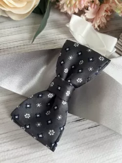 Fiú csokornyakkendő és zakó díszzsebkendö