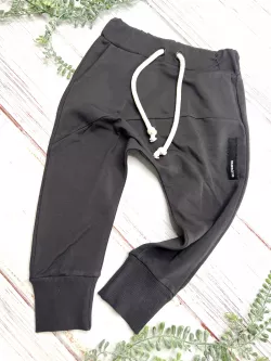 Dzserzej fiú nadrág