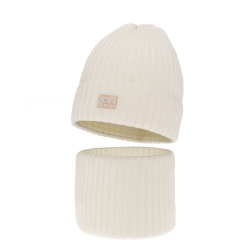 Kislány téli sapka és csösál